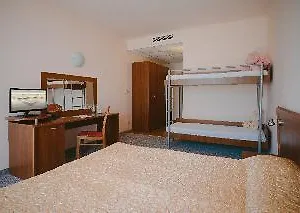 Hotel Elena, Złote Piaski